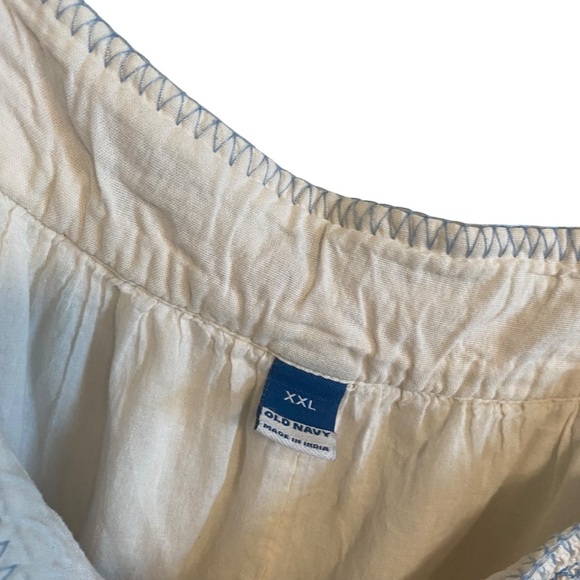 Old Navy Sleeveless Waist-Defined Embroidered Clip-Dot Midi Dress Cream Floral - Picture 8 of 9